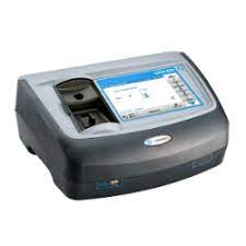 LICO 620 Colorimeter for up to five color scales 